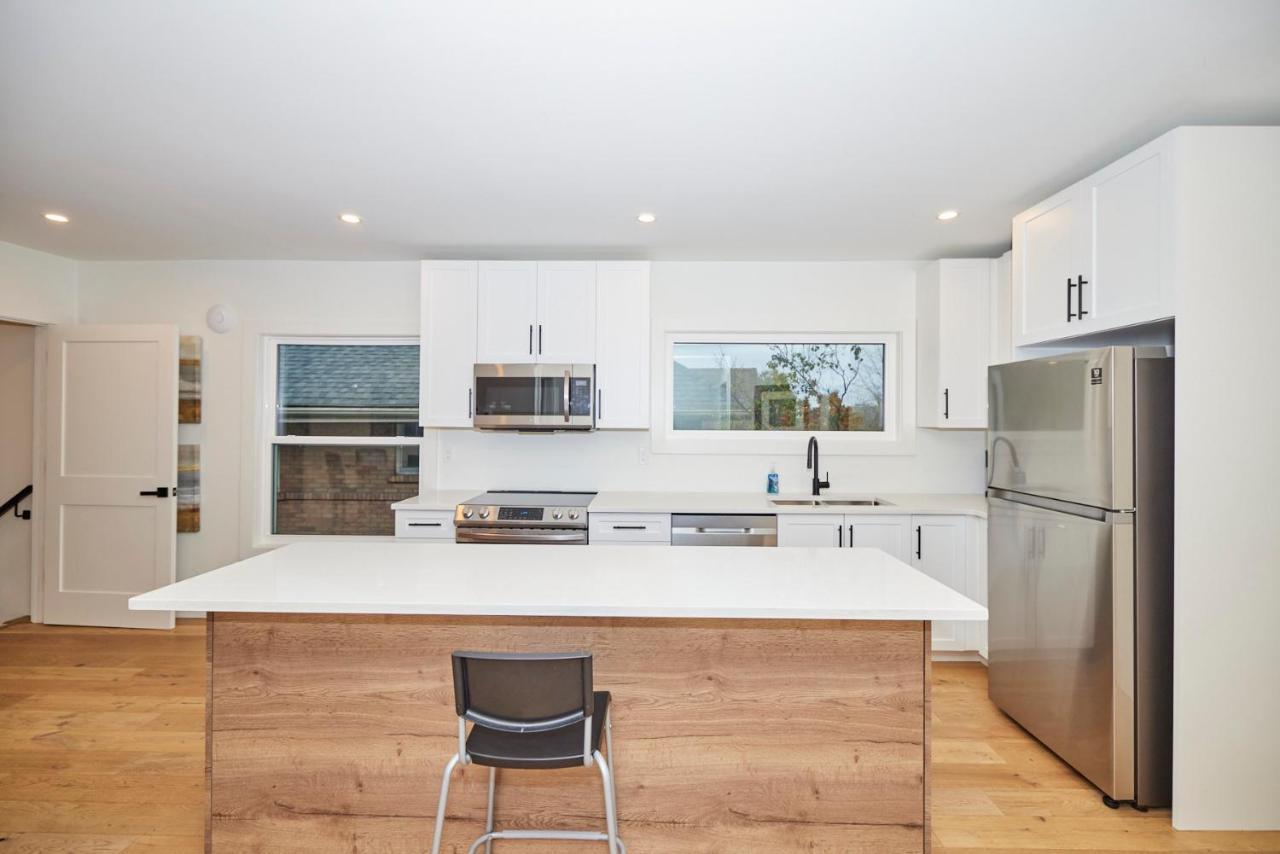 Riverview Executive Home A ไนแอการาฟอลส์ ภายนอก รูปภาพ