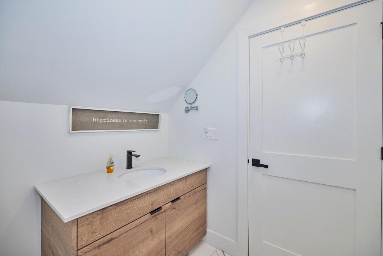 Riverview Executive Home A ไนแอการาฟอลส์ ภายนอก รูปภาพ